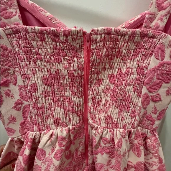 Windsor Pink and Cream Floral Dress - Picture 6 of 10